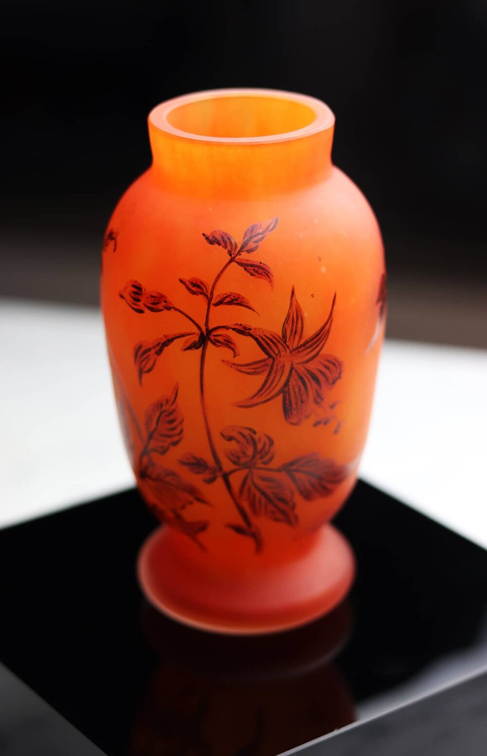 vase-verre-orange-vessiere-freres